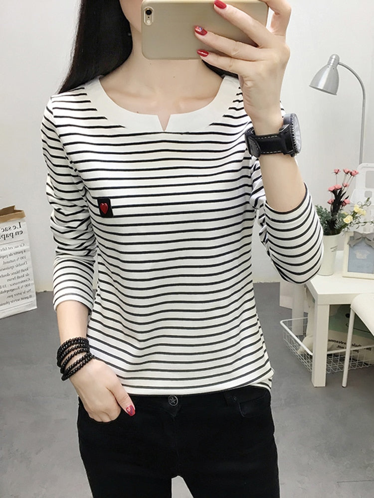 gkfnmt Casual Women T-Shirt Long Sleeve Korean Style Slim Basic Cotton Tshirt Top Womens